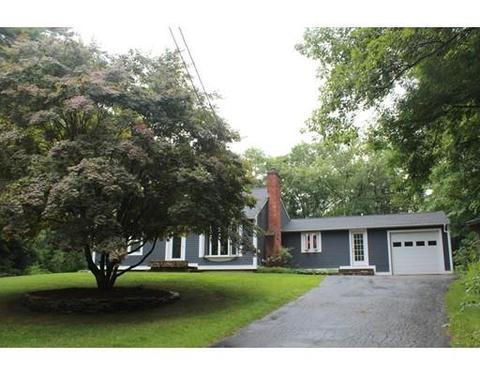 29 Carr St, Sutton, MA 01590 photo 1