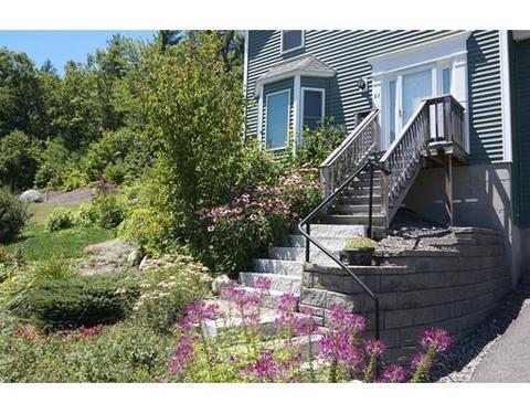 23 Coppersmith Way, Townsend, MA 01469 photo 2