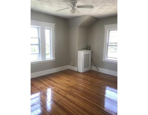 95 Kimberly Ave, Springfield, MA 01108 photo 8