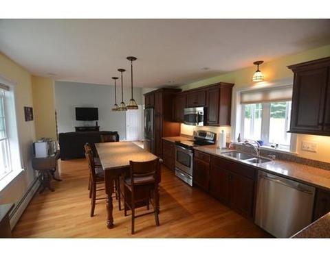 69 Dodge Hill Rd, Sutton, MA 01590 photo 4
