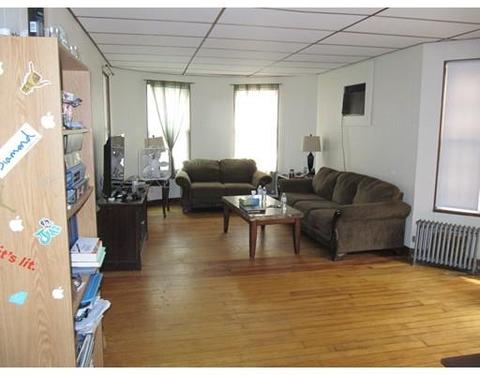20 Lyon St, Worcester, MA 01604 photo 12