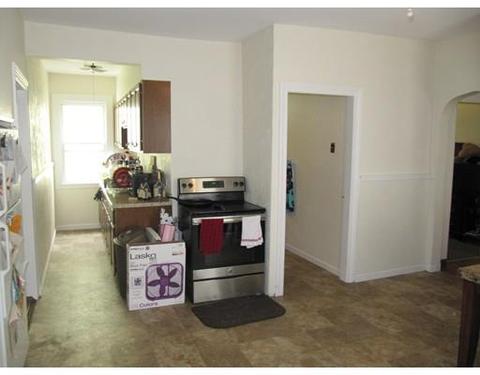20 Lyon St, Worcester, MA 01604 photo 9