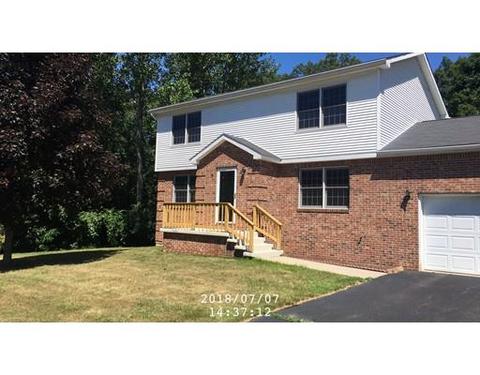 19 Keith Cir, Ludlow, MA 01056 photo 2