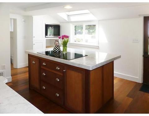 60 Locust St, Danvers, MA 01923 photo 7