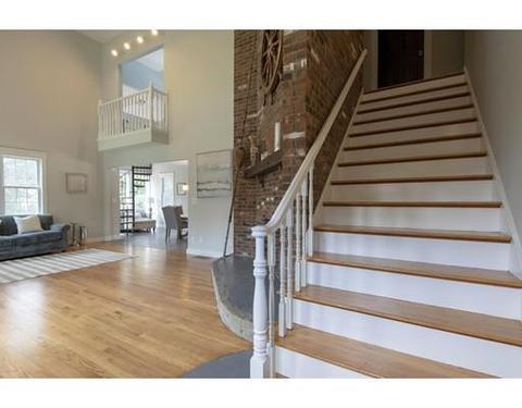 29 Barnacle Ln, Mashpee, MA 02649 photo 4