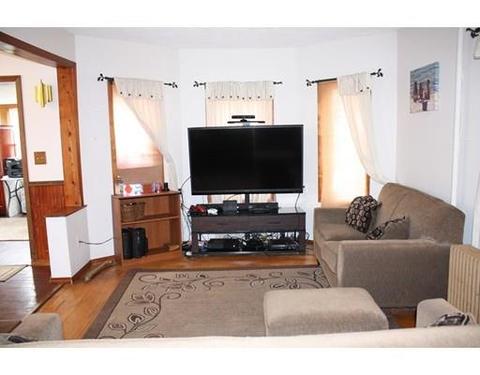 12 Eastham St, Worcester, MA 01605 photo 3