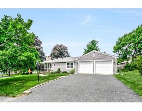 2 W Pine Ln, Worcester, MA 01609 photo 4
