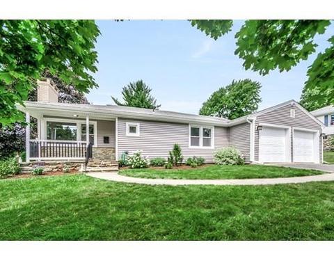2 W Pine Ln, Worcester, MA 01609 photo 5