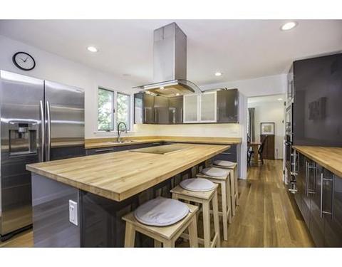 39 Pinecliff Dr, Marblehead, MA 01945 photo 4