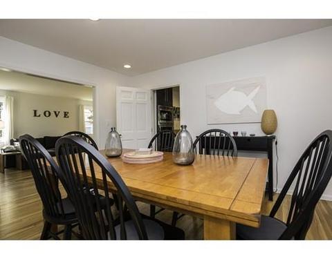 39 Pinecliff Dr, Marblehead, MA 01945 photo 13