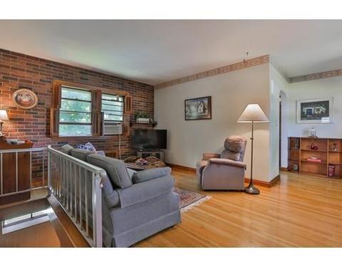 65 Eunice Cir, Wakefield, MA 01880 photo 3