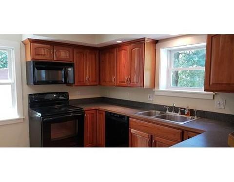232 Prentice St, Springfield, MA 01104 photo 3