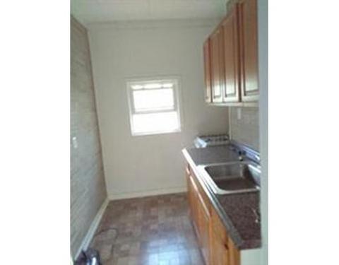 109 Walker St, Fall River, MA 02723 photo 8