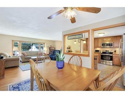 69 Haystack, Reading, MA 01867 photo 8