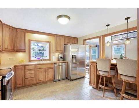 69 Haystack, Reading, MA 01867 photo 6