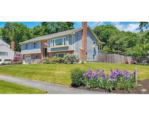 69 Haystack, Reading, MA 01867 photo 2