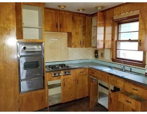 35 Edison Ave, Dedham, MA 02026 photo 4