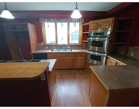 16 Maple Ter, West Springfield, MA 01089 photo 9