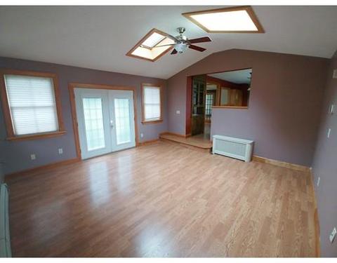 16 Maple Ter, West Springfield, MA 01089 photo 12