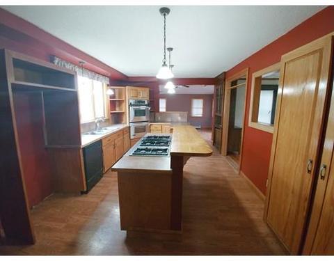 16 Maple Ter, West Springfield, MA 01089 photo 8