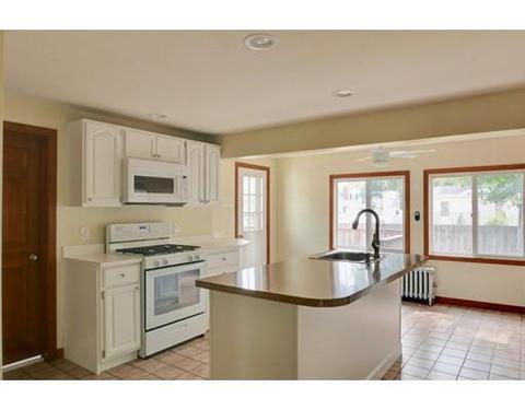 21 Hillside Ave, Beverly, MA 01915 photo 7