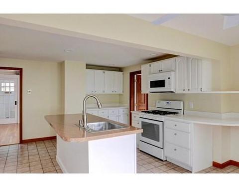 21 Hillside Ave, Beverly, MA 01915 photo 8