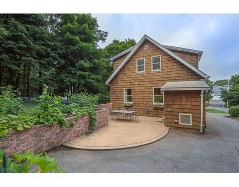 14 Coolidge Ave, Beverly, MA 01915 photo 6