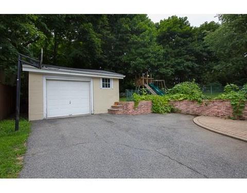 14 Coolidge Ave, Beverly, MA 01915 photo 5