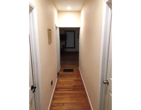 46 Beauchamp St, Springfield, MA 01107 photo 9