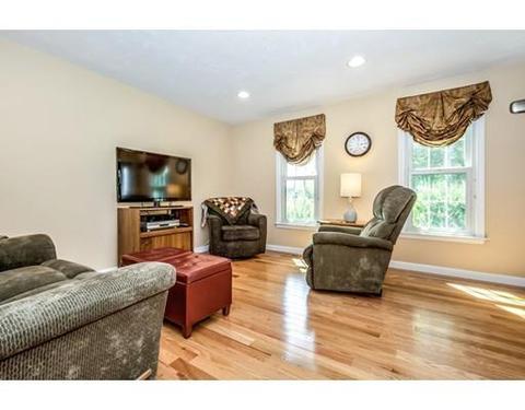 7 Lakeview Cir, Sutton, MA 01590 photo 16