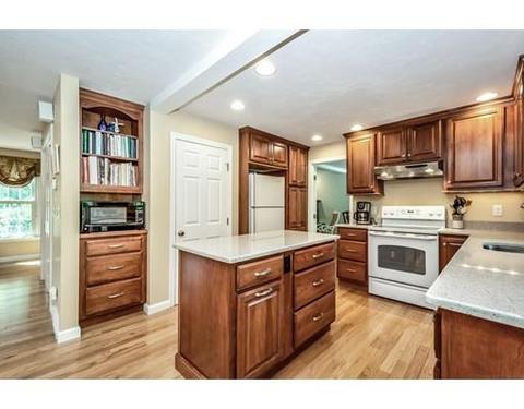 7 Lakeview Cir, Sutton, MA 01590 photo 10