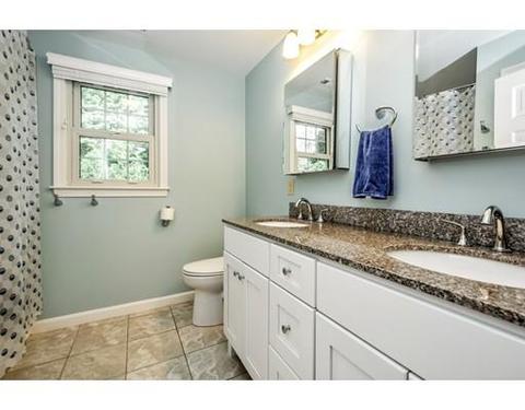 7 Lakeview Cir, Sutton, MA 01590 photo 24