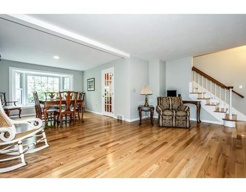 7 Lakeview Cir, Sutton, MA 01590 photo 5