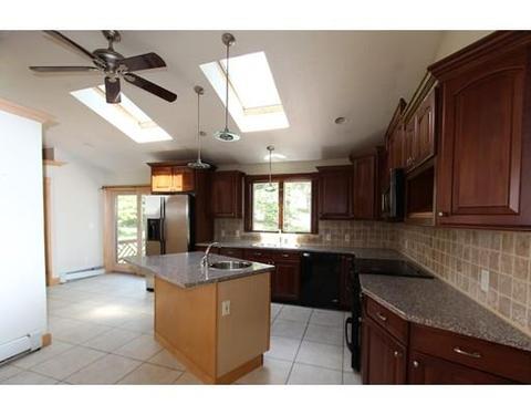 9 Arcadia St, Worcester, MA 01604 photo 7