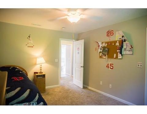 211 Nelson St, Chicopee, MA 01013 photo 17
