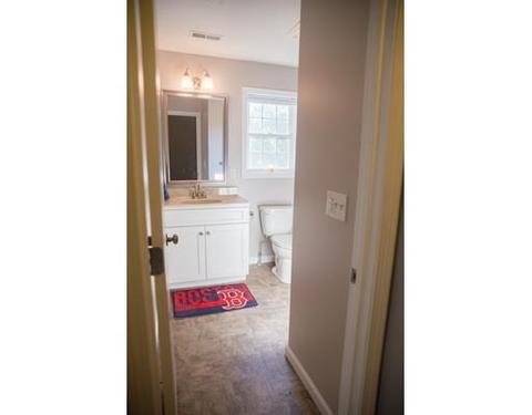 211 Nelson St, Chicopee, MA 01013 photo 18