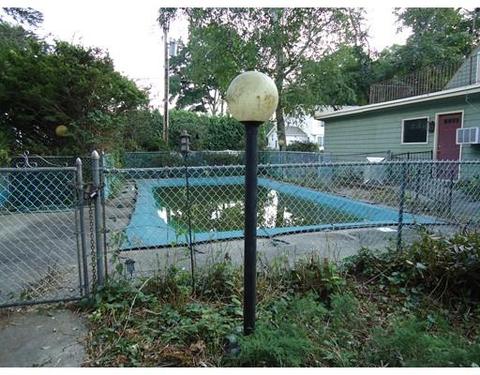 86 E Silver St, Westfield, MA 01085 photo 5