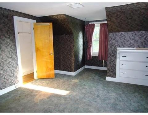 86 E Silver St, Westfield, MA 01085 photo 25