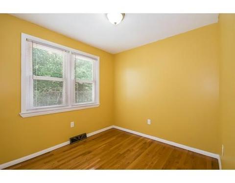34 E Hill Rd, Springfield, MA 01109 photo 10