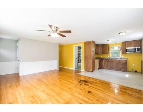 34 E Hill Rd, Springfield, MA 01109 photo 4