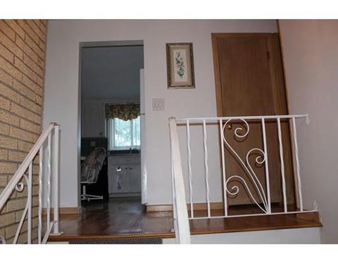27 Ryan Rd, Danvers, MA 01923 photo 3