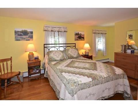 137 Hathaway St, Wareham, MA 02571 photo 7
