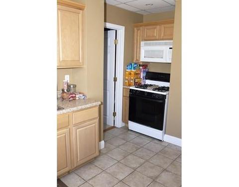 58 Prospect St, Fall River, MA 02720 photo 9