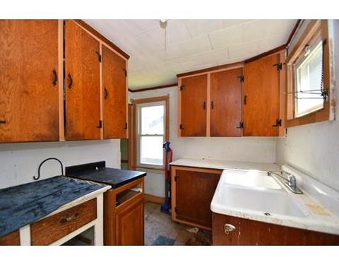 14 Norfolk St, Canton, MA 02021 photo 3