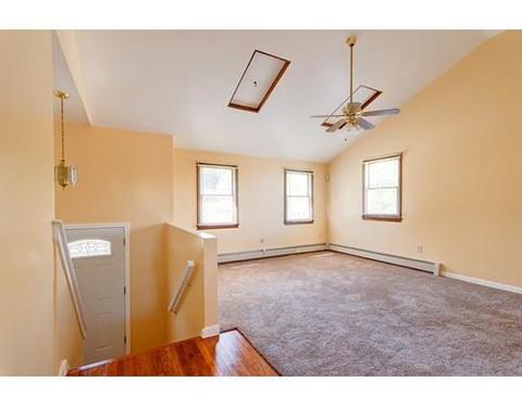 119 Vale St, Worcester, MA 01604 photo 9