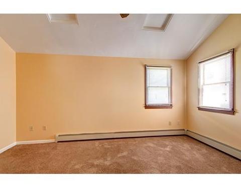 119 Vale St, Worcester, MA 01604 photo 6