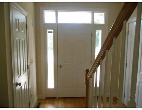 359 Main St #4B, Easthampton, MA 01027 photo 2