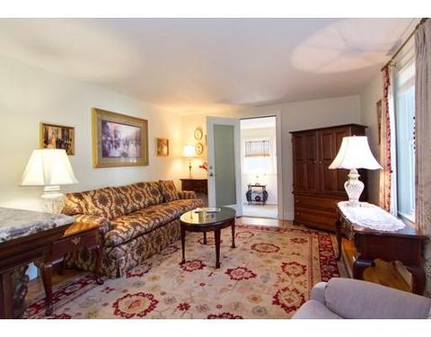 77 Mayflower Rd, Springfield, MA 01118 photo 9