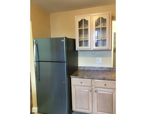 58 Eureka St, Springfield, MA 01104 photo 8