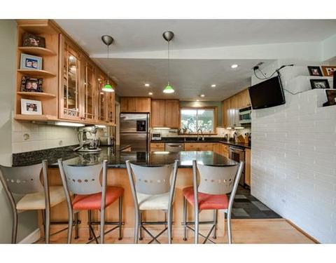 9 Ruth Dr, Framingham, MA 01701 photo 5